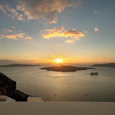 Thera Villas Fira  Exterior photo
